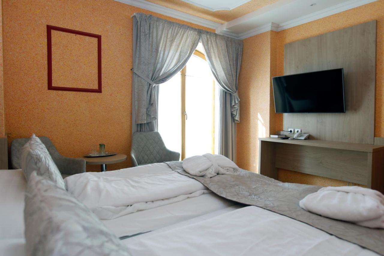 Wellness Hotel Laroba Alsóörs Zewnętrze zdjęcie