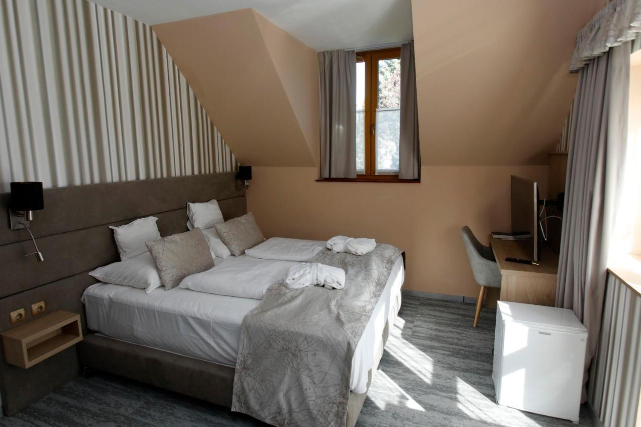 Wellness Hotel Laroba Alsóörs Zewnętrze zdjęcie