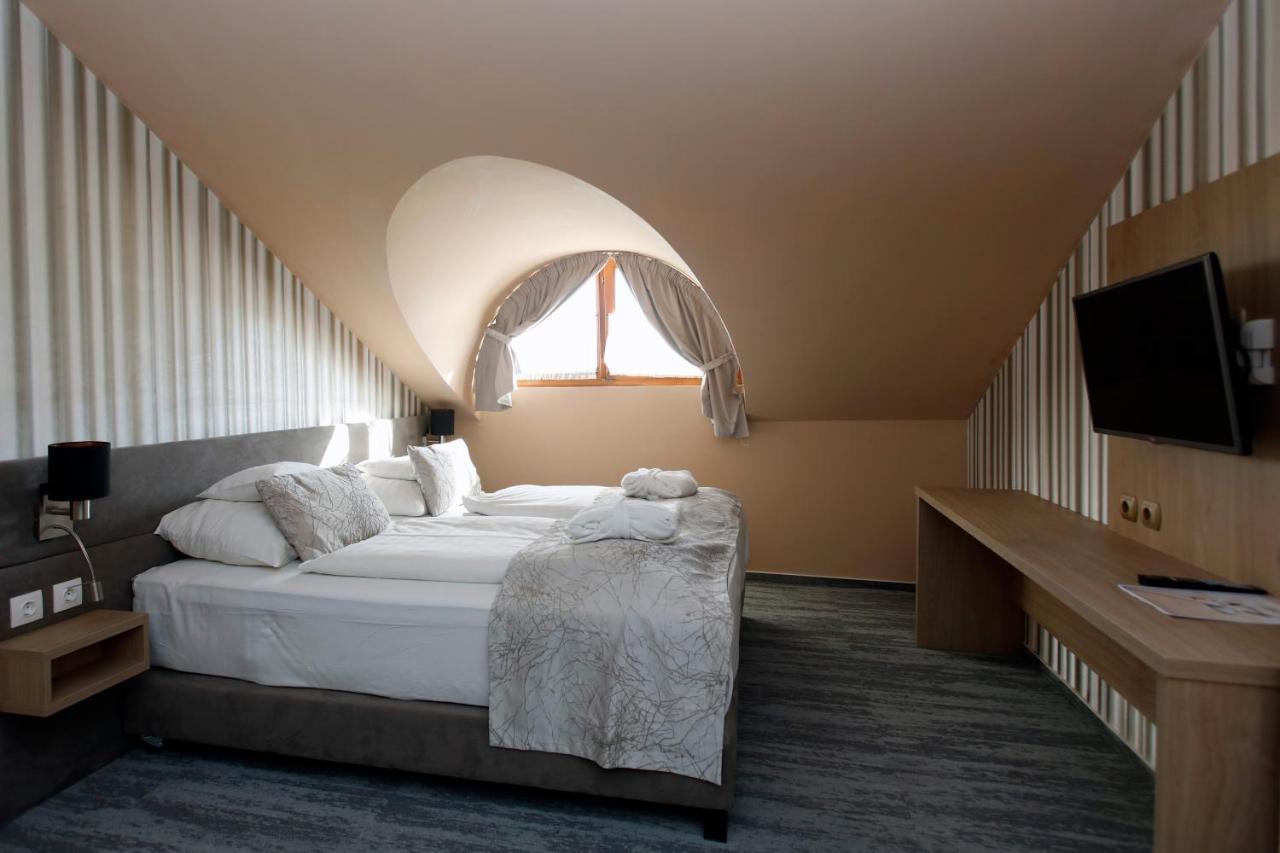 Wellness Hotel Laroba Alsóörs Zewnętrze zdjęcie