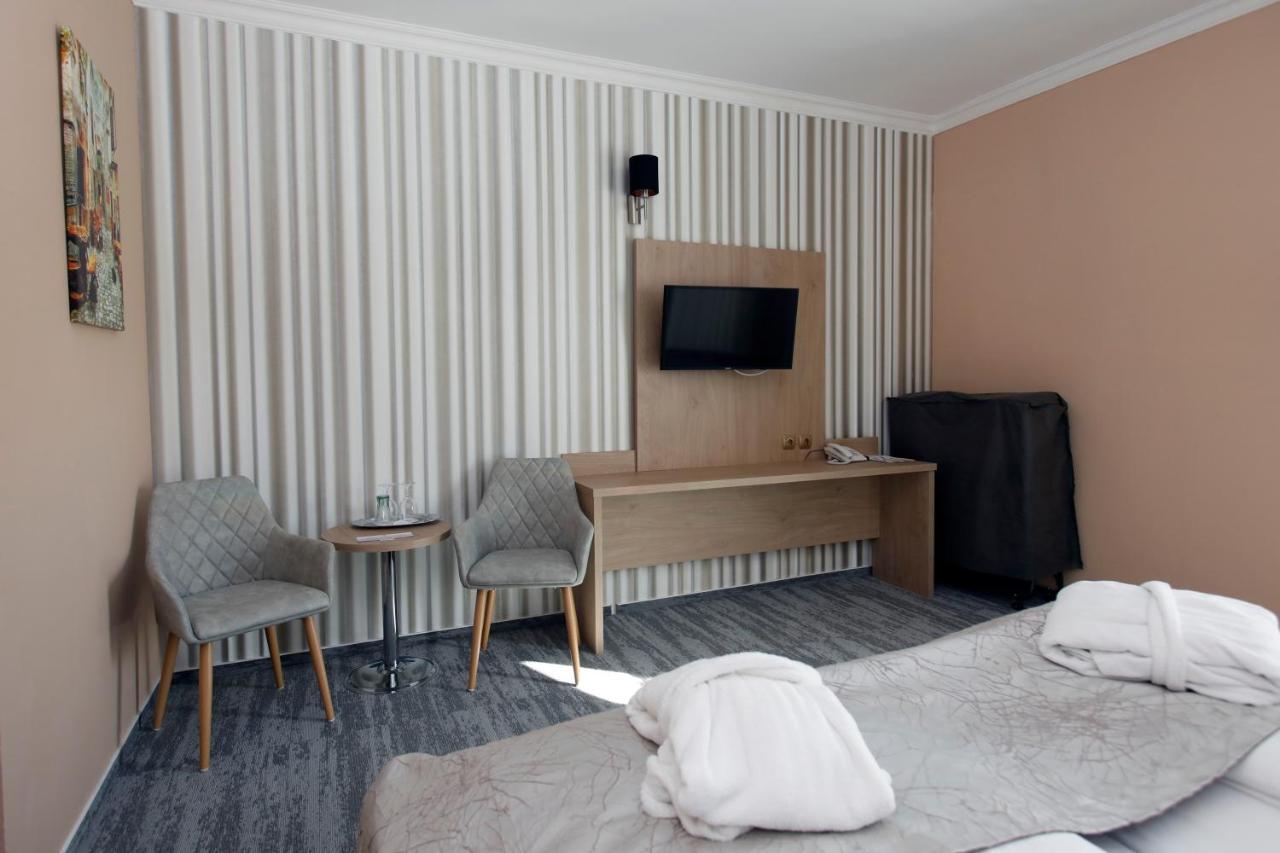 Wellness Hotel Laroba Alsóörs Zewnętrze zdjęcie