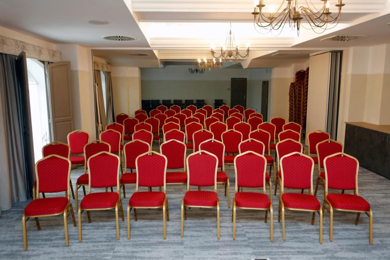 Wellness Hotel Laroba Alsóörs Zewnętrze zdjęcie