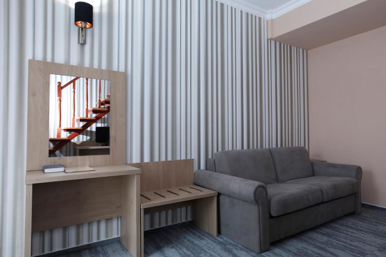 Wellness Hotel Laroba Alsóörs Zewnętrze zdjęcie