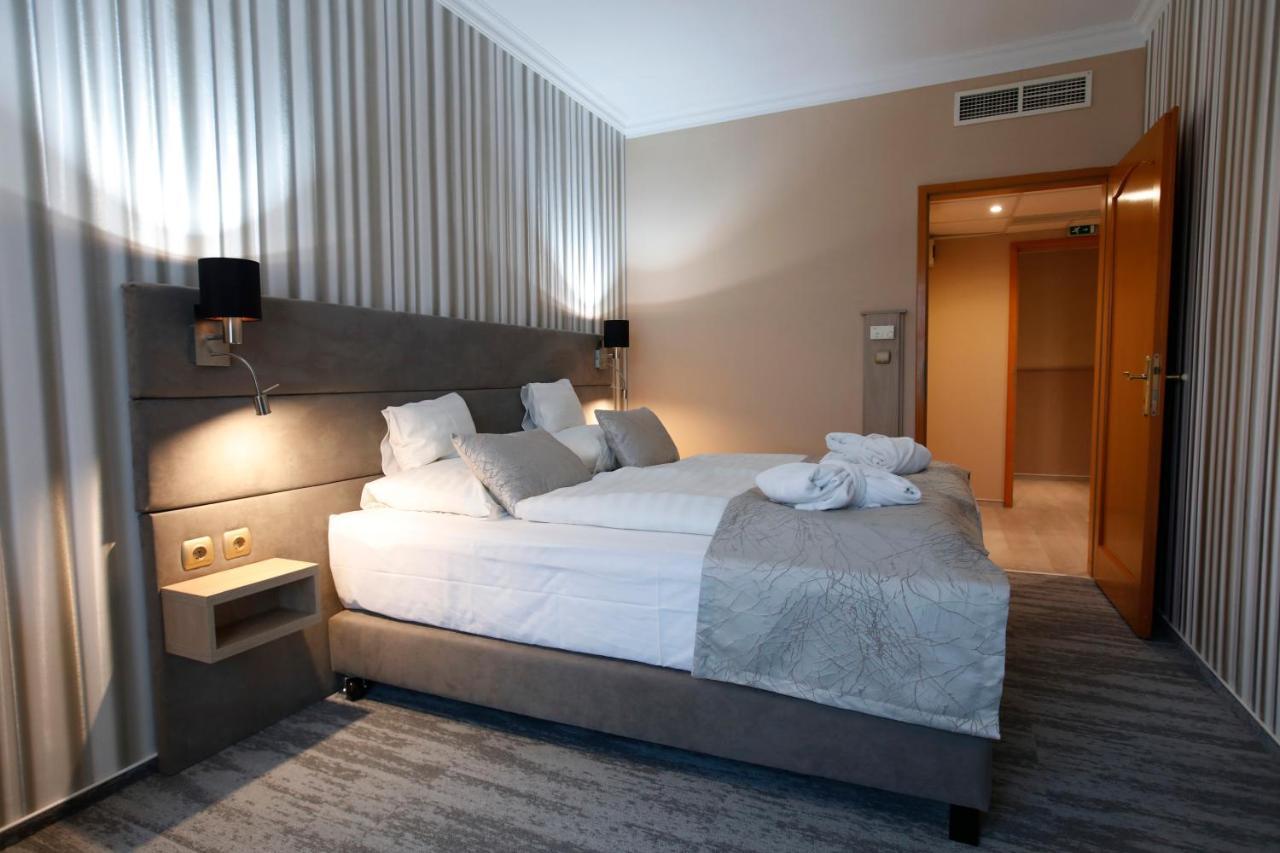Wellness Hotel Laroba Alsóörs Zewnętrze zdjęcie