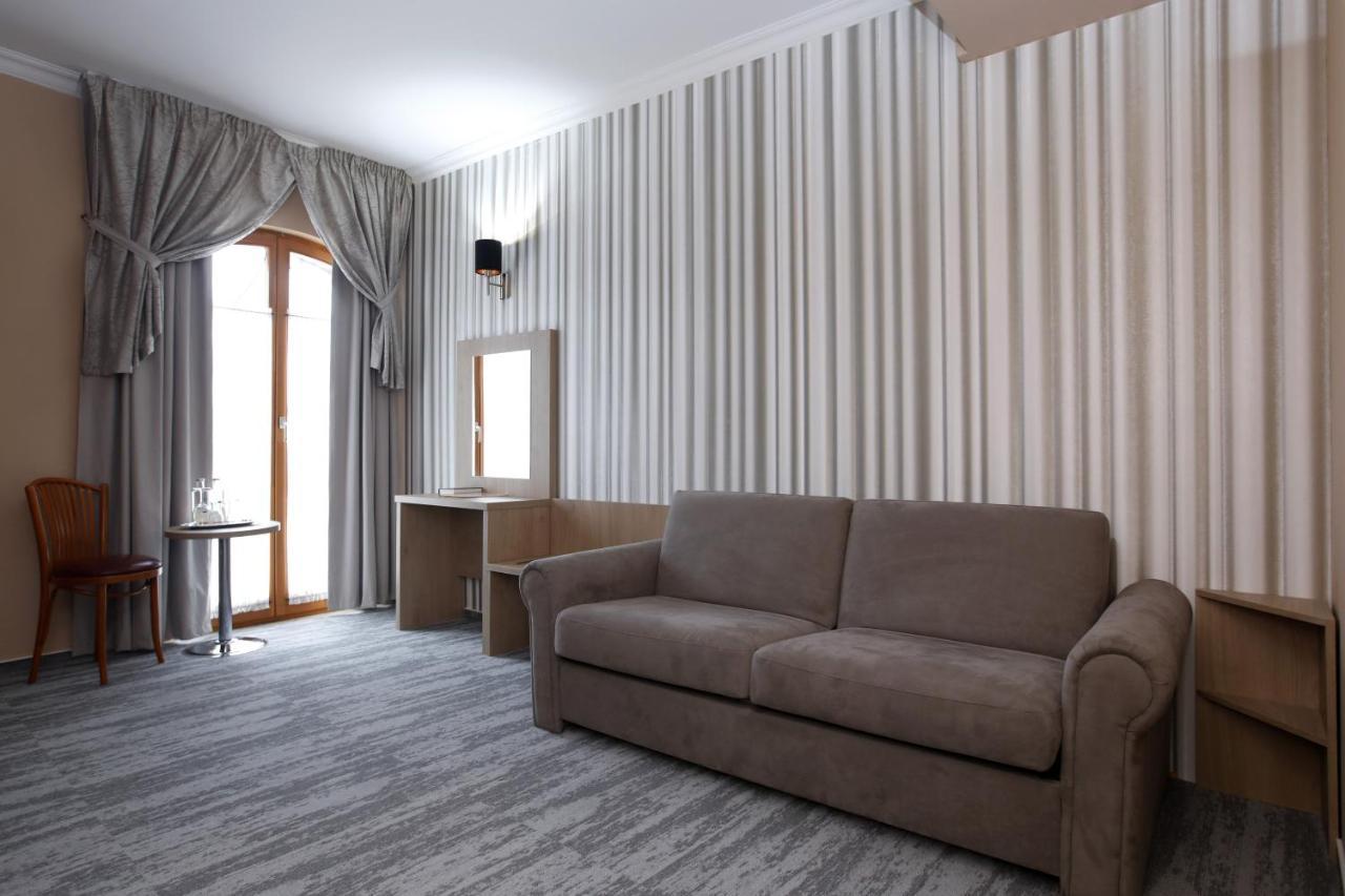 Wellness Hotel Laroba Alsóörs Zewnętrze zdjęcie