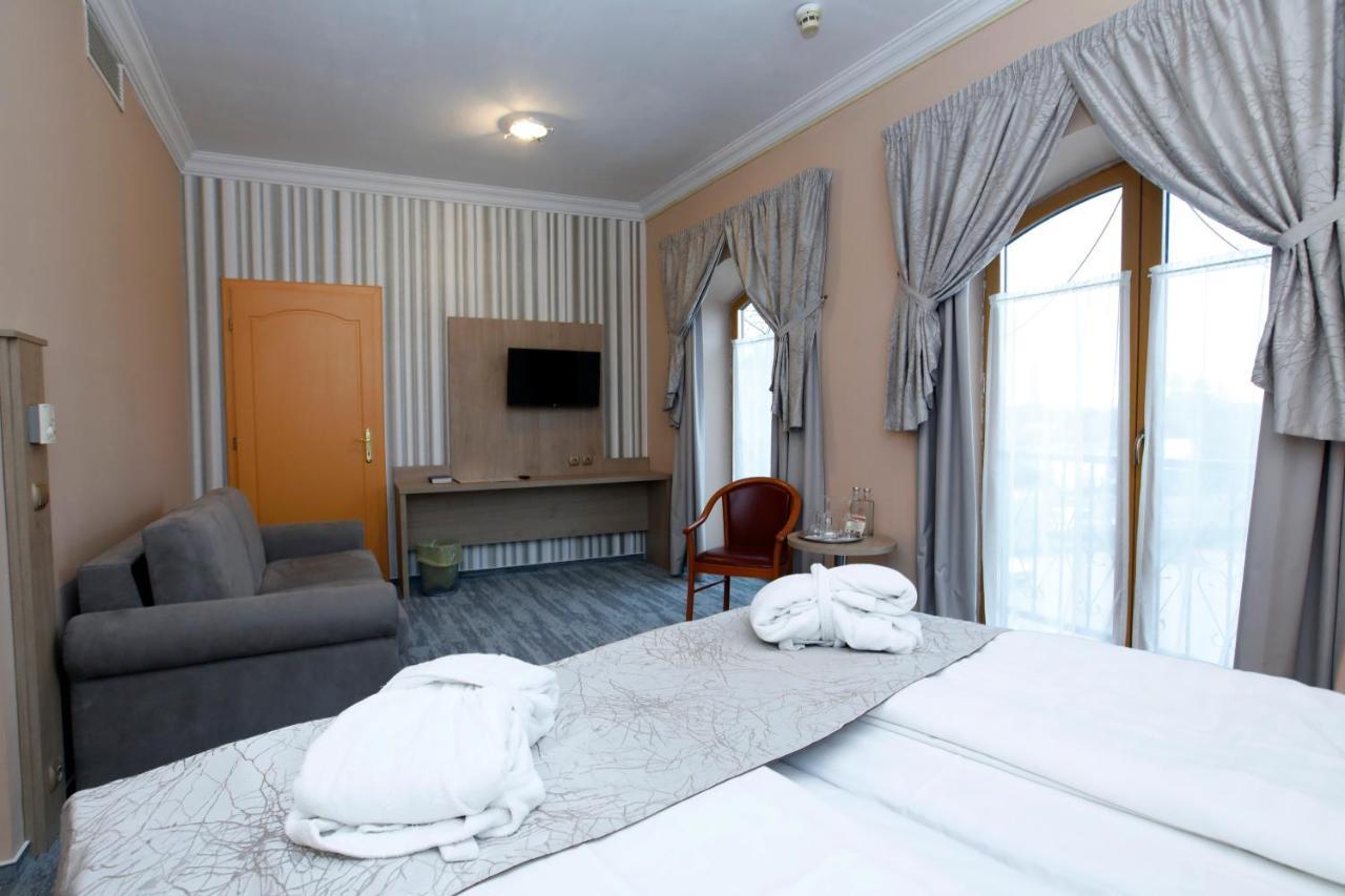 Wellness Hotel Laroba Alsóörs Zewnętrze zdjęcie